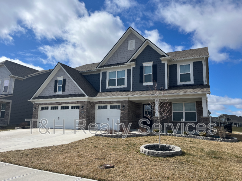 Brownsburg House: 3224 Emmaline Drive