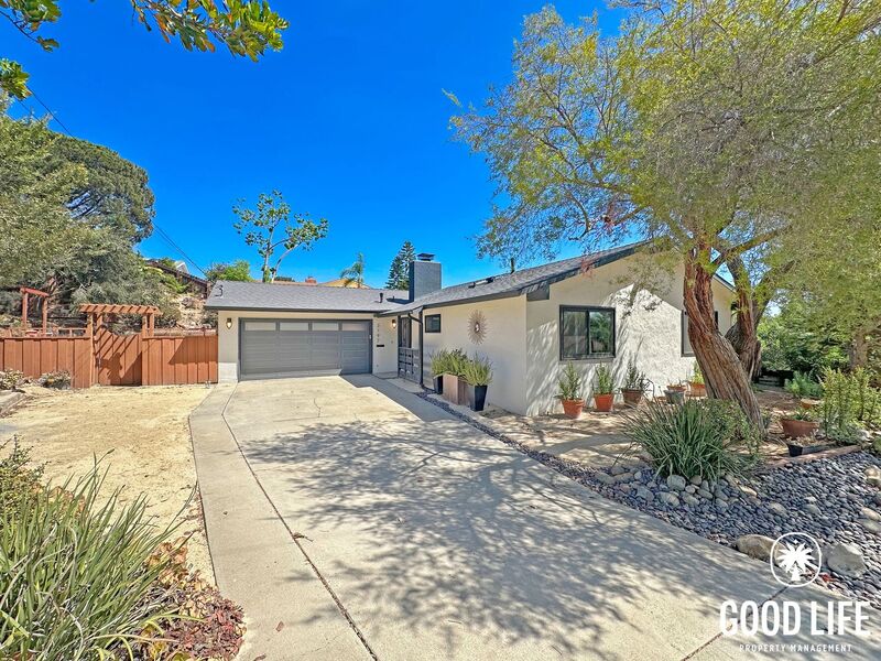 San Diego House: 3197 Mount Tami Dr