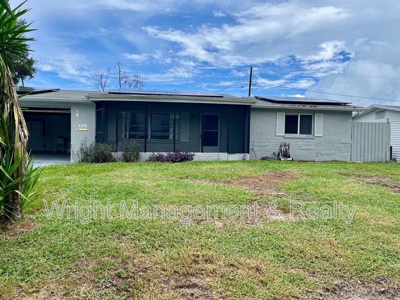 New Port Richey House: 5121 Dove Drive