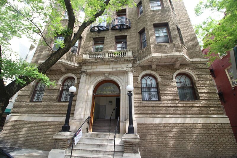 Baltimore Condo: 6 E. Read St