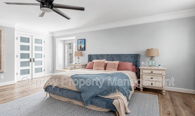 Coastal Living at Its Finest - Photo 5