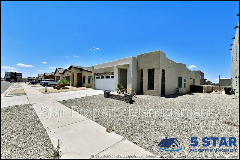 Horizon City House: 541 Paseo Modesto Drive !!