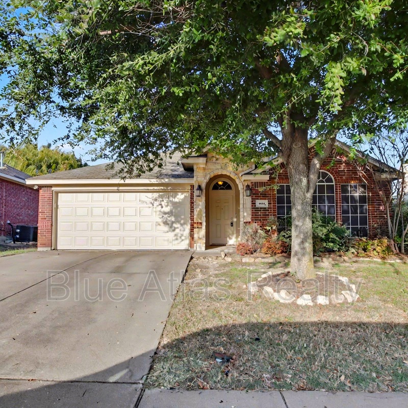 Fort Worth House: 6164 Texas Shiner Drive
