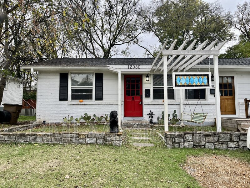 Nashville Condo: 1208B Kirkwood Avenue