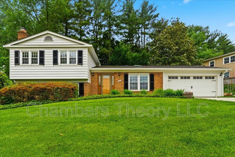Vienna House: 9221 Talisman Dr