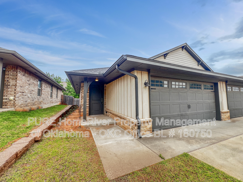 Oklahoma City Condo: 11506 Keystone Cir