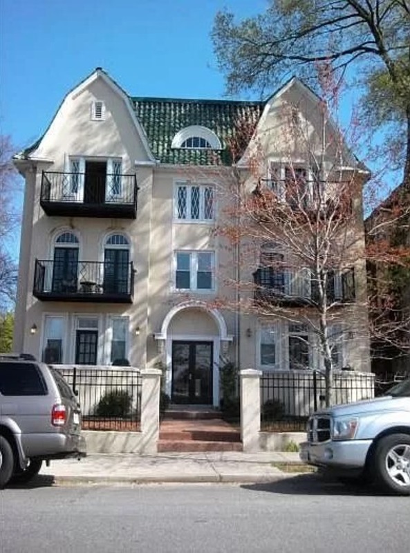 Richmond Condo: 601 S Davis Ave