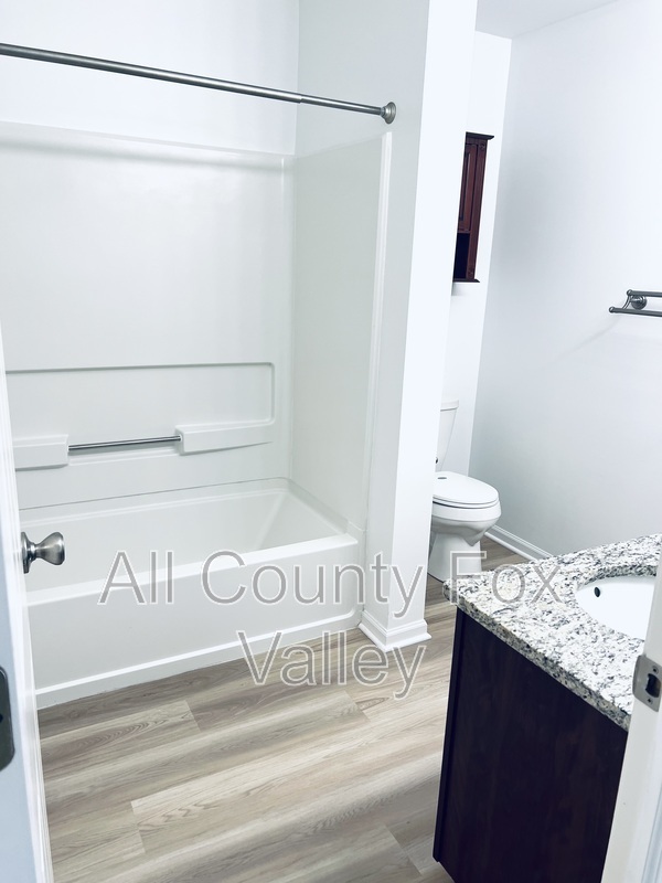Main Rental Photo 15