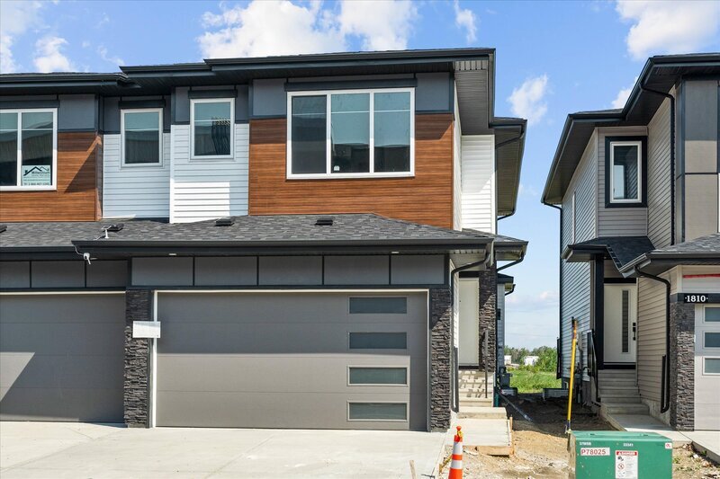 Edmonton House: 1812 155th Ave NW