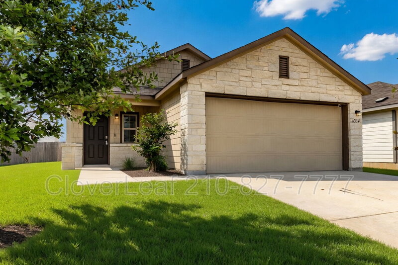 San Antonio House: 6334 Willow Point Blvd