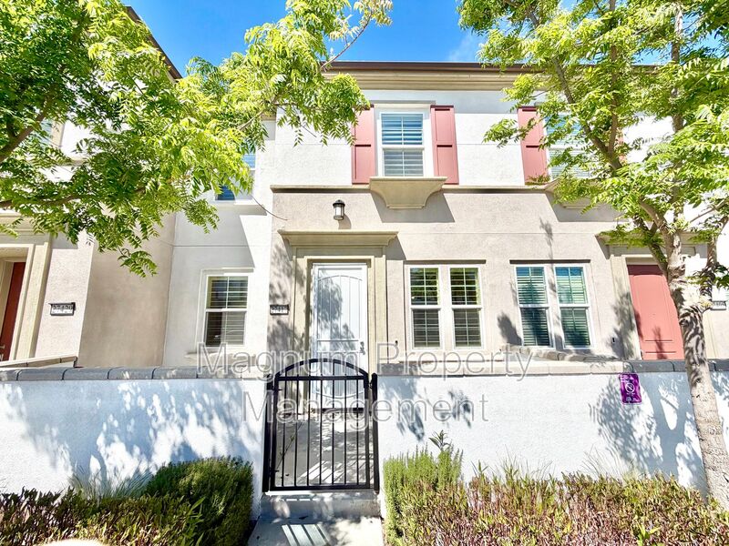 Menifee House: 27417 Georgetown Dr