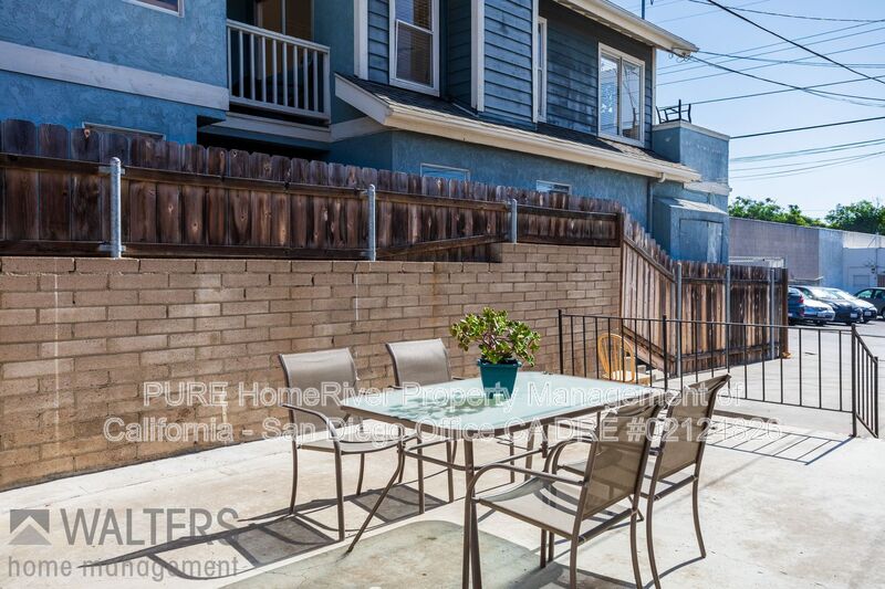 San Diego House: 1413 Felspar Street