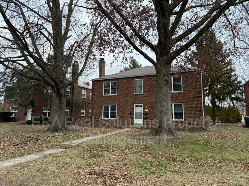 Columbus Condo: 902 Kenwick