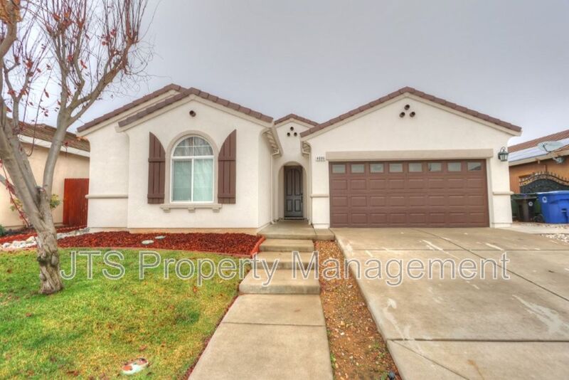 Rancho Cordova House: 4086 Pinoche Peak Way