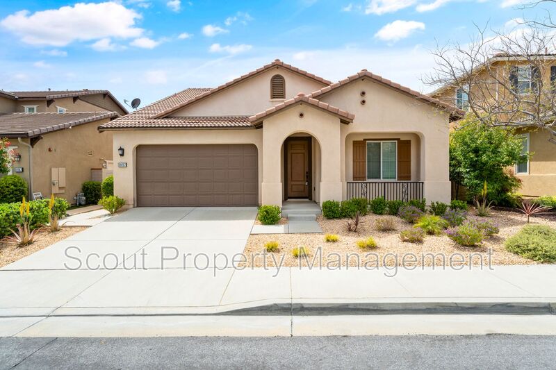 Temecula House: 39157 Hidden Creek Lane