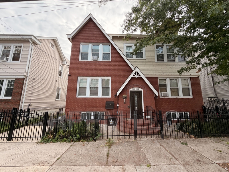 Newark Condo: 100-102 Grand Ave, #1L