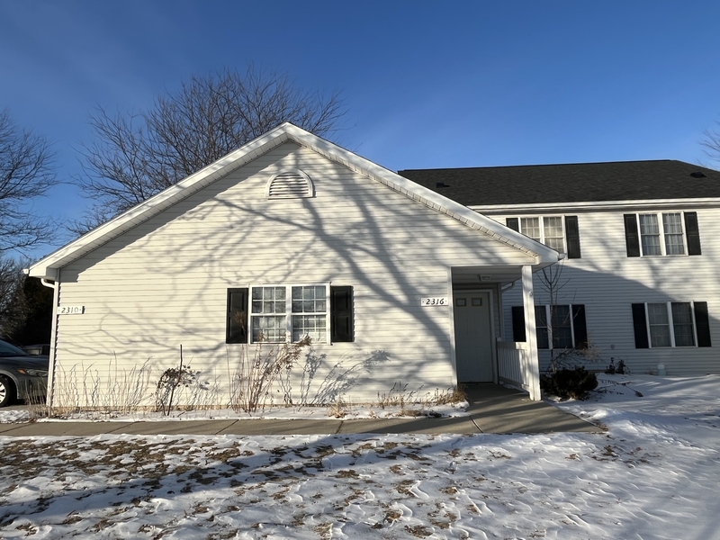 Plymouth Condo: 2310 Valley Road