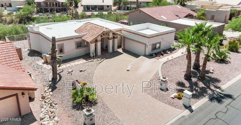Fountain Hills House: 15545 E Mustang Dr