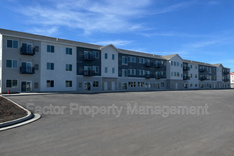 North Mankato Apartment: 2085 Carlson Dr