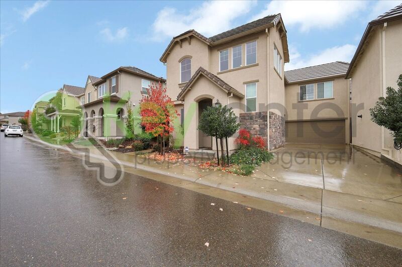 Rocklin House: 1374 Larkspur Drive