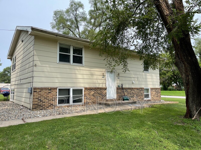 Des Moines House: 802 SE 10th