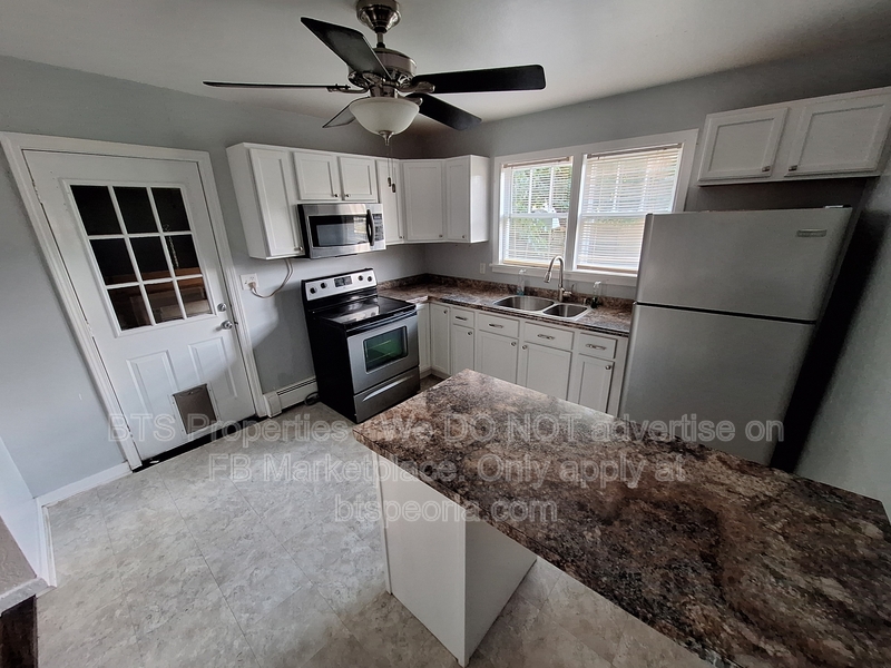 Washington House: 114 South Cedar Street