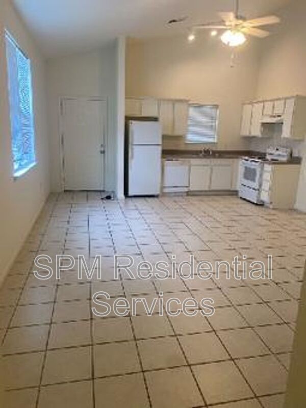 Wilmington House: 1522 Westprong Way