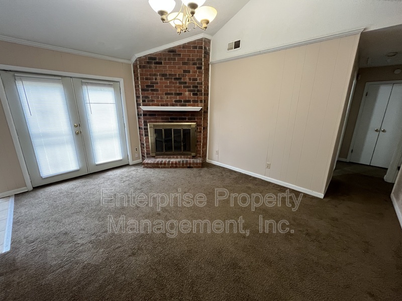 Photo 4 of 5312 Plover Dr
