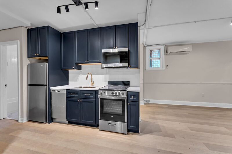 Baltimore Condo: 300 E. 30th St