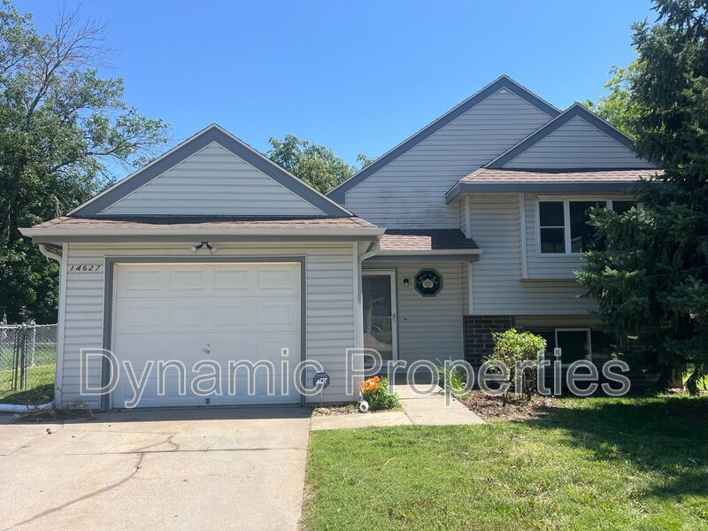 Omaha House: 14627 Echo Hills Drive