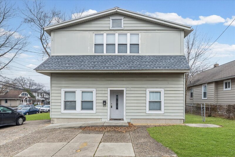 Audubon Condo: 127 East Pine Street - B