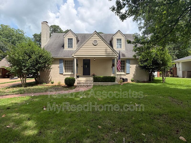 Germantown House: 2520 Moore Rd