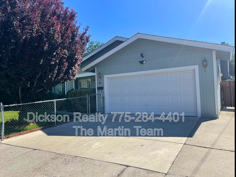 Reno House: 2166 Edgemar Circle