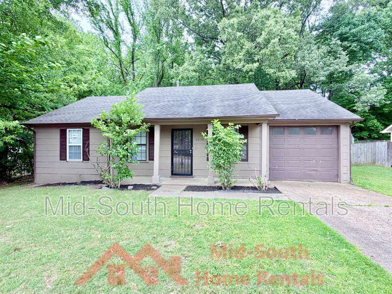 Memphis Townhome: 3829 Walsingham Dr
