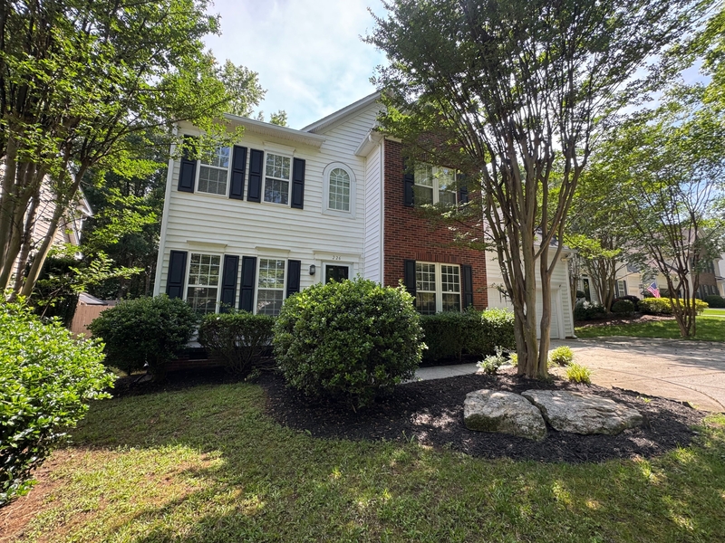 Greenville House: 226 Windsong Drive
