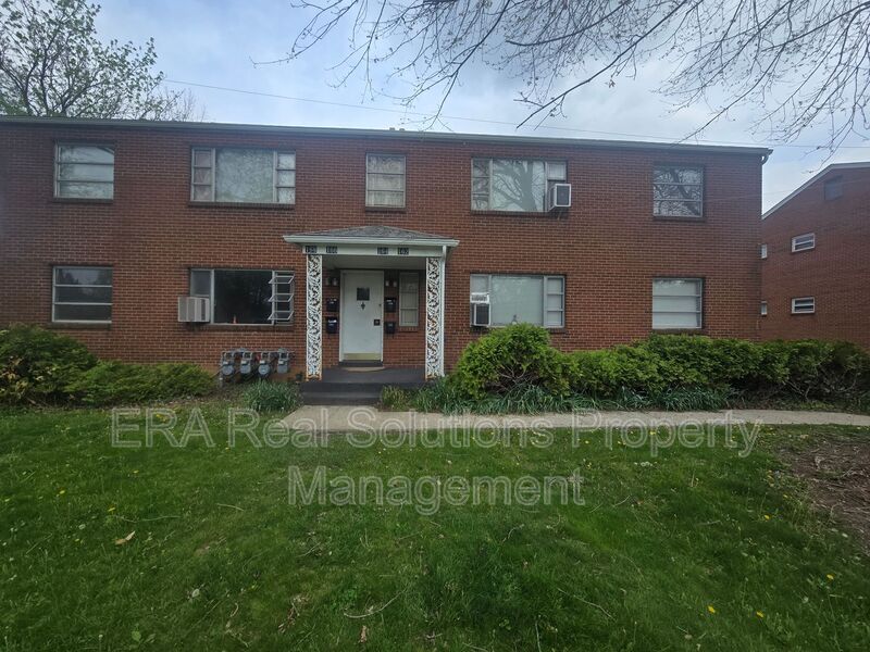 COLUMBUS Condo: 162-168 BROAD MEADOWS BLVD