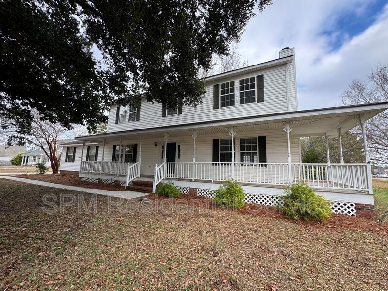 Wilmington House: 8973 Stephens Church Road