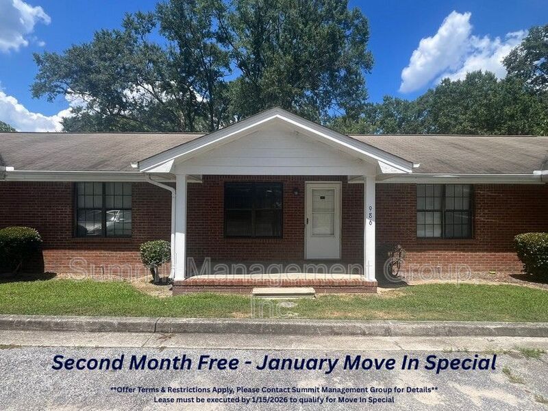 Conyers Condo: Locust Drive - 986