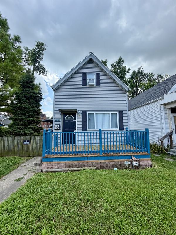 evansville House: 2706 W Virginia