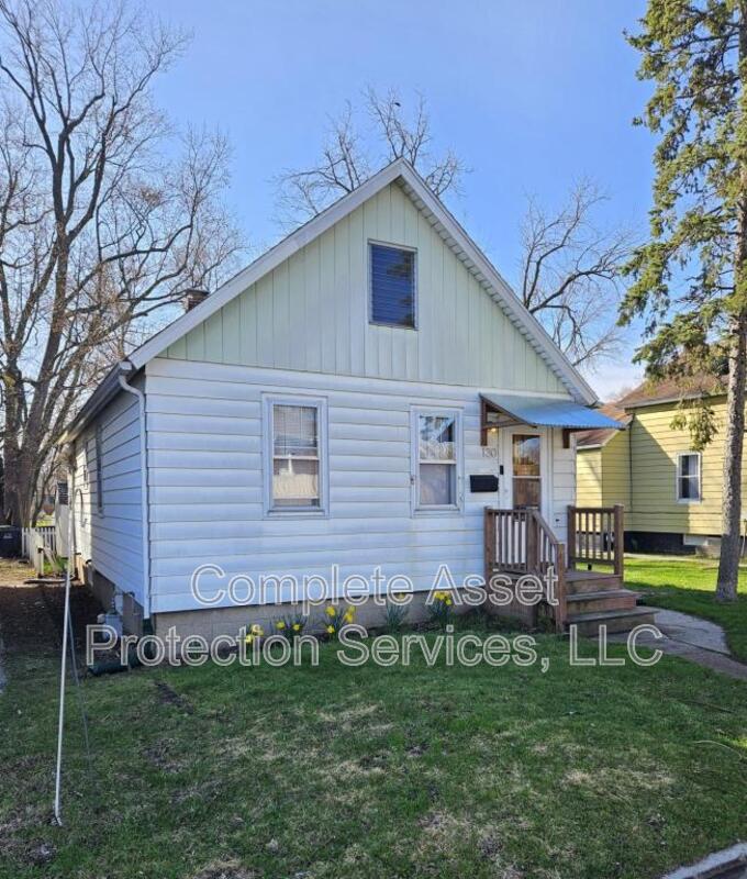 Michigan City House: 130 Phillips Ave