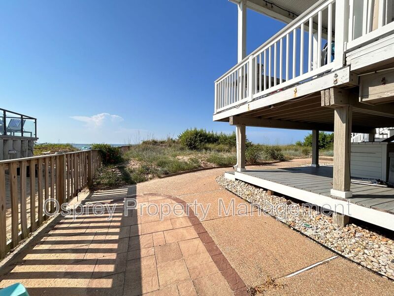 Charming Mother-In-Law Suite With direct beach access