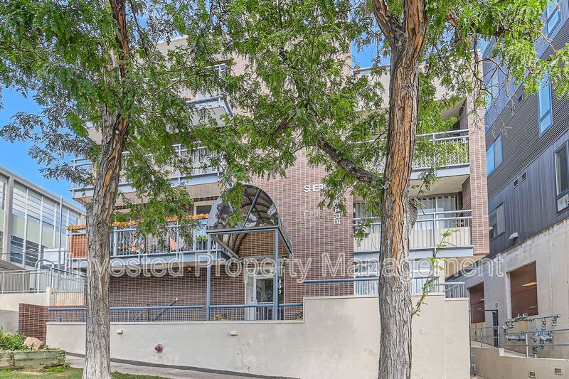Denver Condo: 830 Sherman St