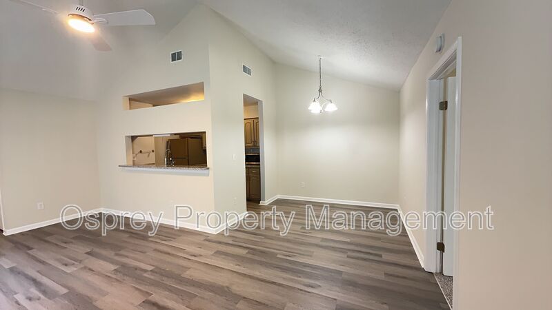 3-Bedroom Virginia Beach Home with Fenced Yard & Spacious Livin - Photo 6