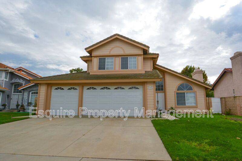 OXNARD House: 1906 KENSINGTON LN