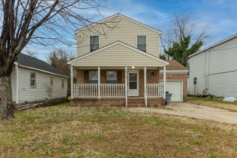 Hampton House: 1010 Quash Street