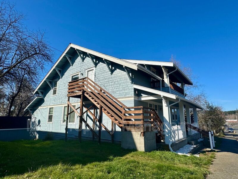 McCleary Condo: 315 Main Street