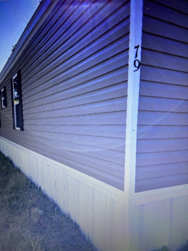 Tarboro House: 79 Lakeside Lane