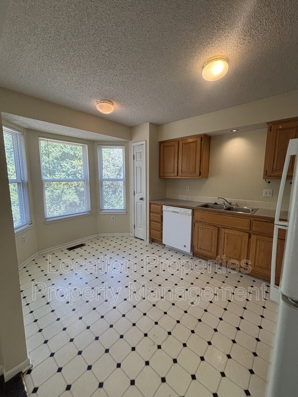 2410 Lancaster Drive - 1, Lawrence, Kansas rental photo 3 of 13