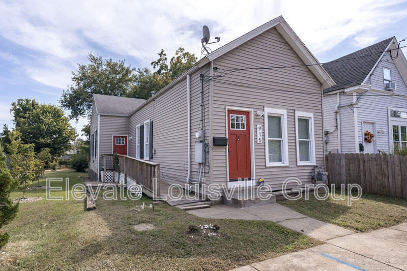 Louisville House: 915 S Shelby St