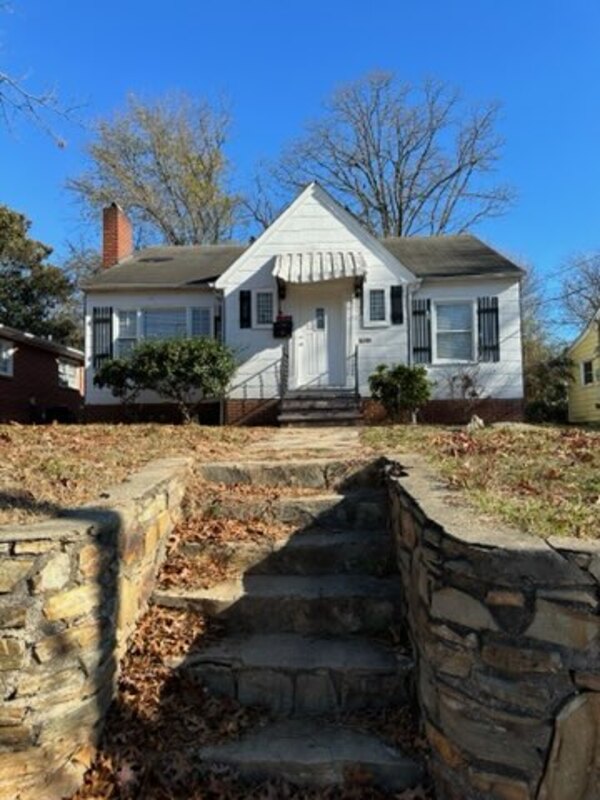 Request a Viewing for 2927 Gilmer Avenue Northeast Tenant Turner